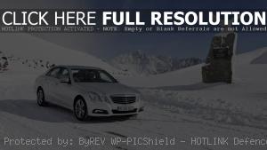 Снежный Mercedes Benz E