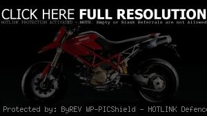 Ducati Hypermotard черный фон